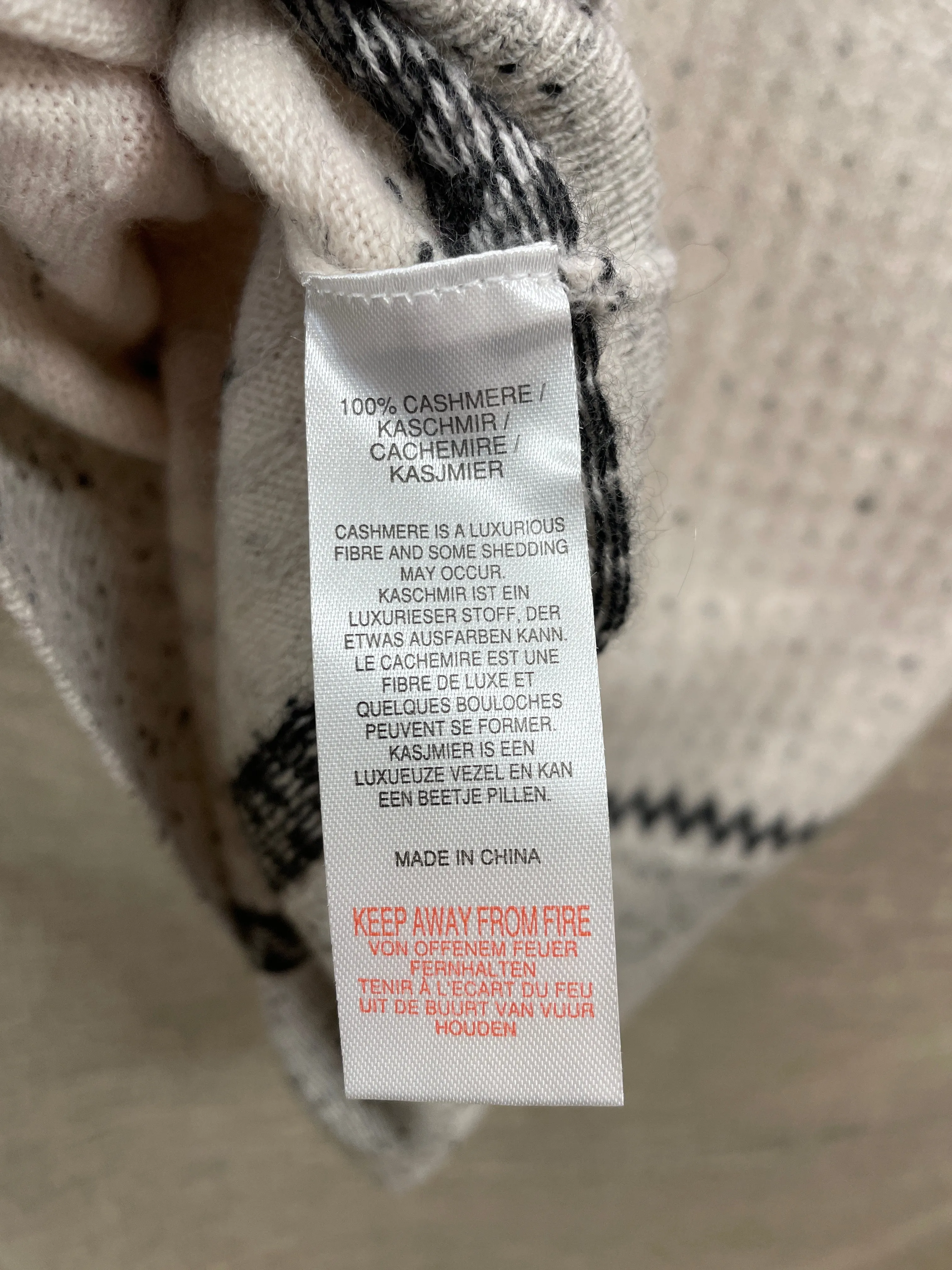 Brodie Cashmere Cream Grey Pink V Neck Tank Top Sleeveless Jumper Vest Small