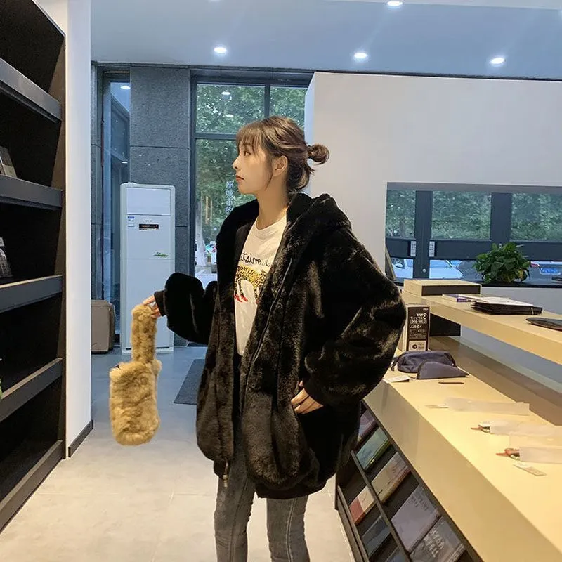 Extra-large women's padded jacket loose hooded plus fleece thick coat for women grunge plush coat solid simple casual home wear