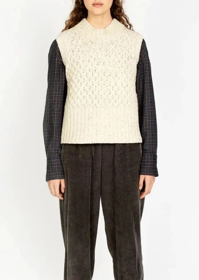 IrelandsEye Trellis Cropped Vest | Chalkstone