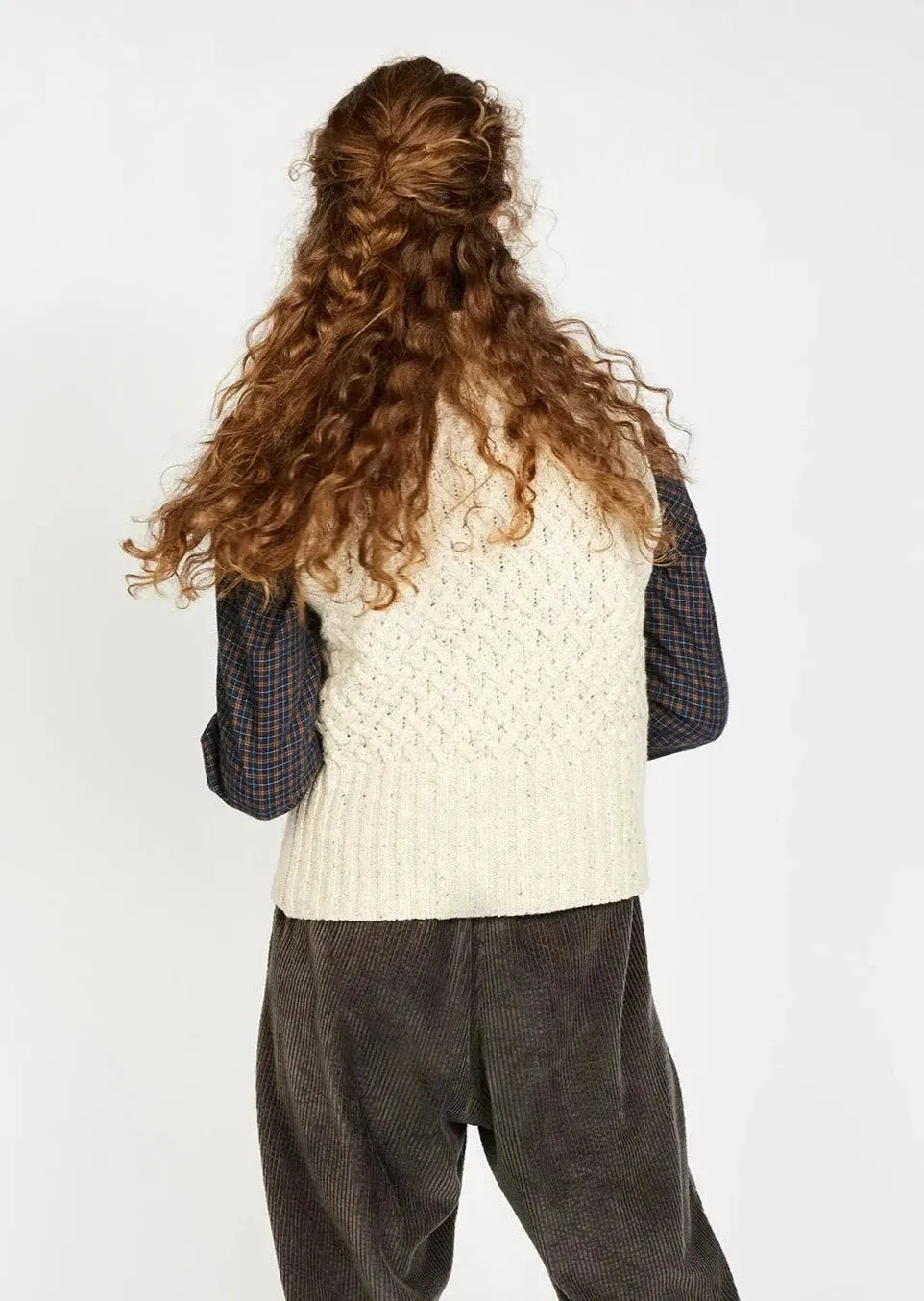 IrelandsEye Trellis Cropped Vest | Chalkstone